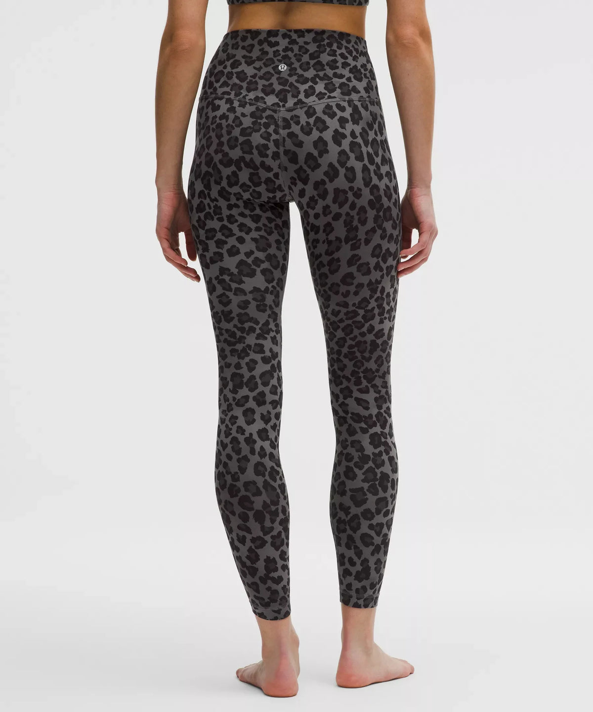 Pantalón de tiro alto