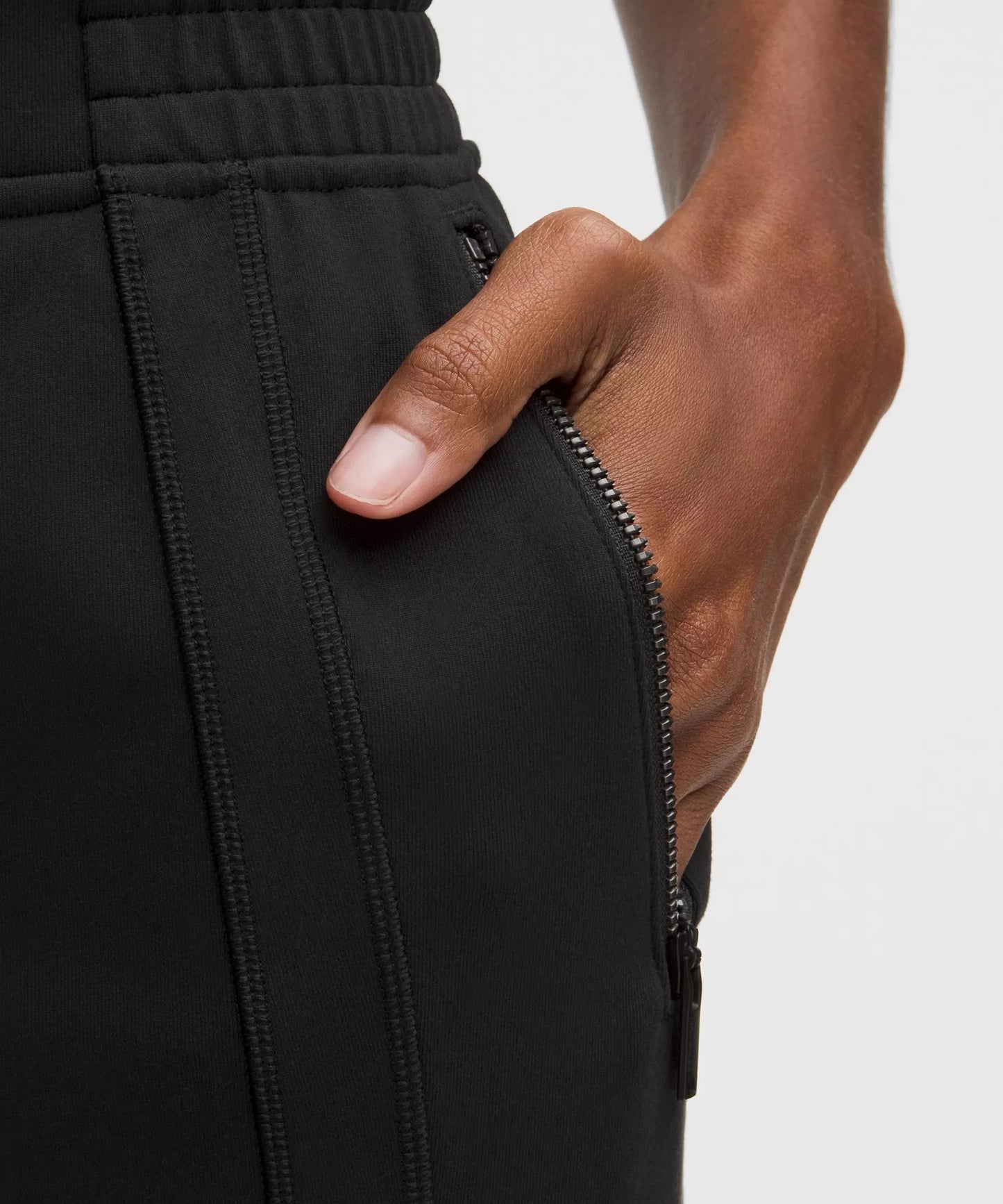 Pantalón de tiro medio