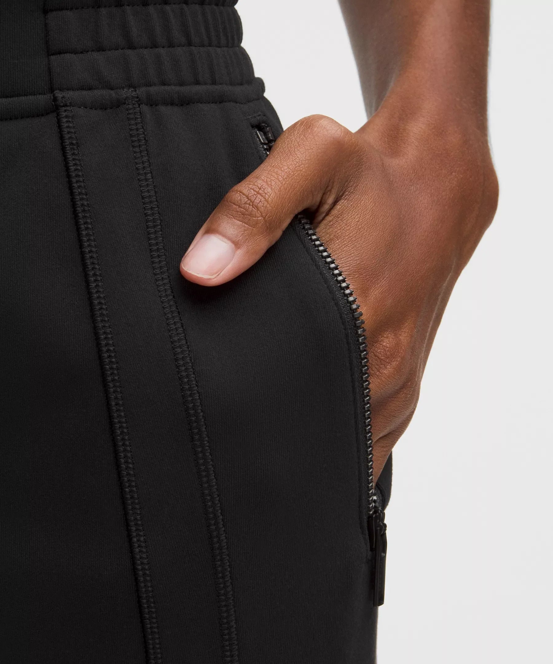 Pantalón de tiro medio