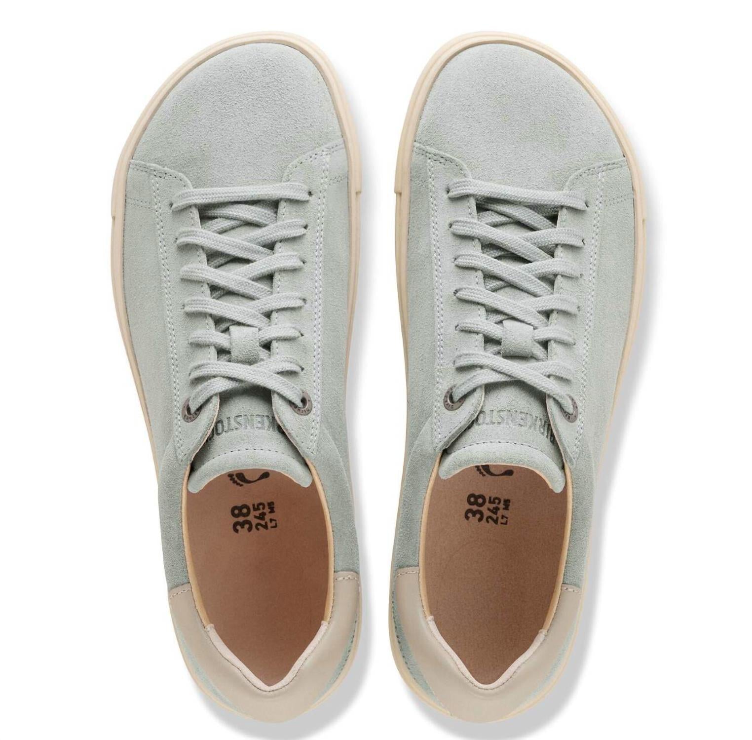 Tenis de mujer de gamuza