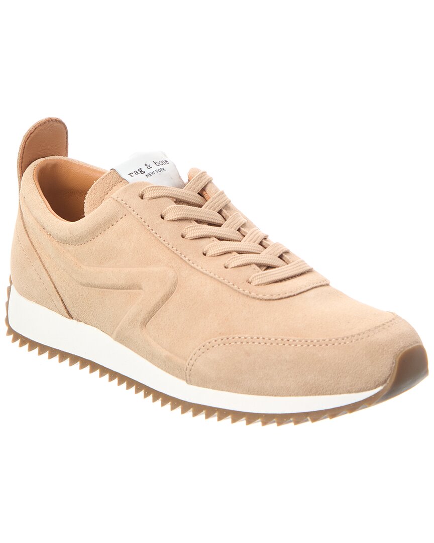 Tenis de gamuza