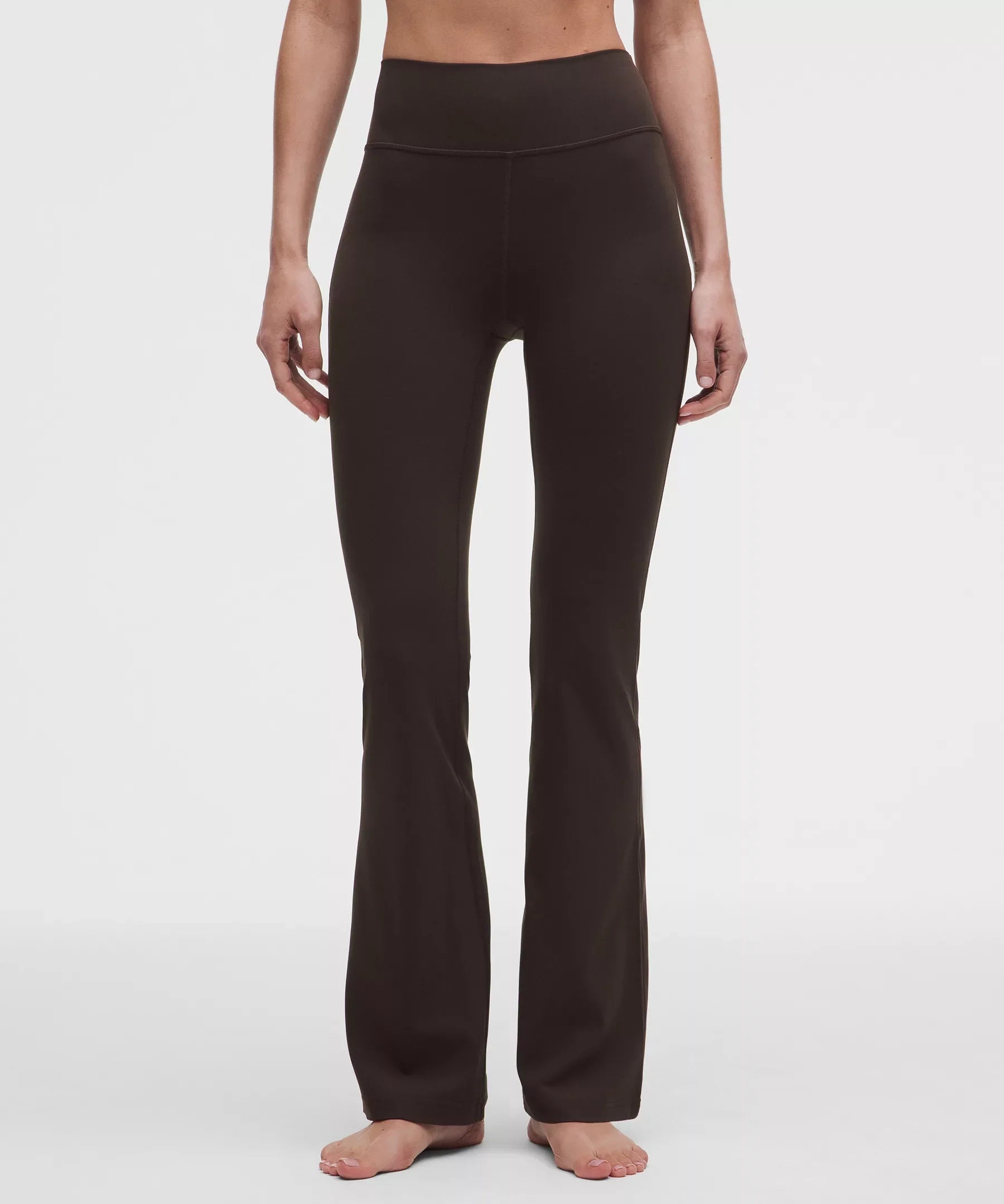 Pantalón de tiro alto