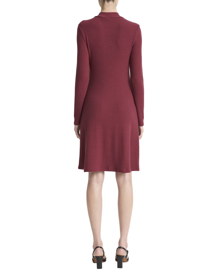 Vestido con cuello alto