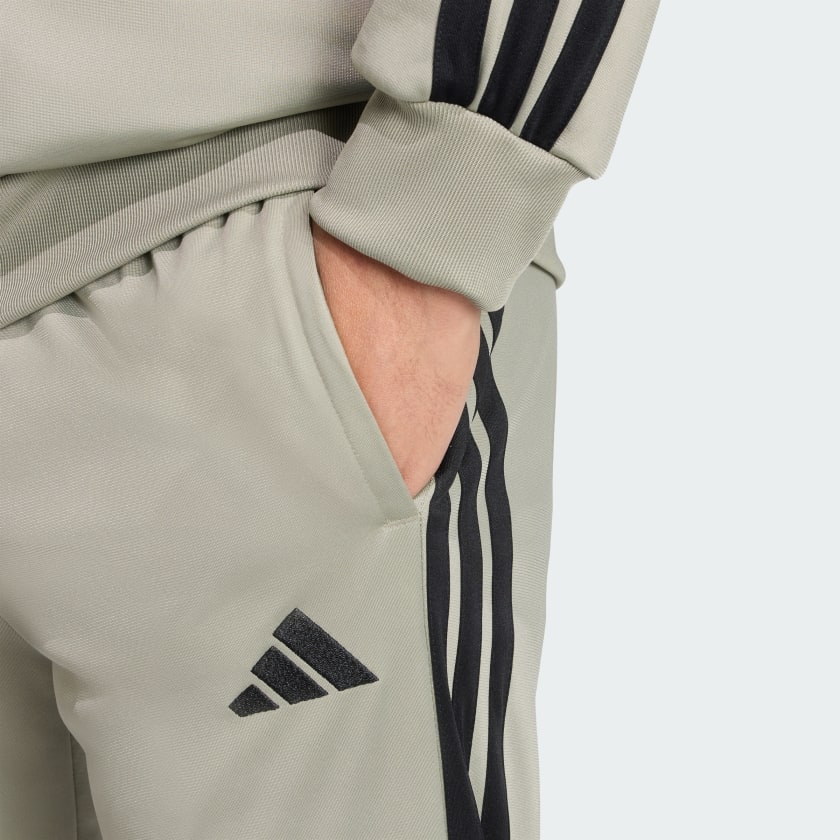 Pantalón deportivo de hombre a rayas