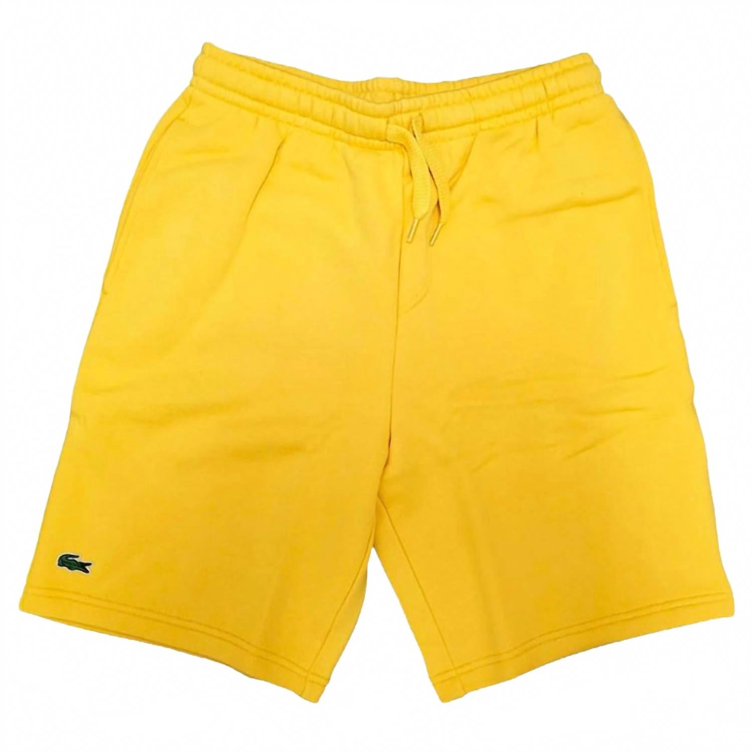 Short de hombre color amarillo