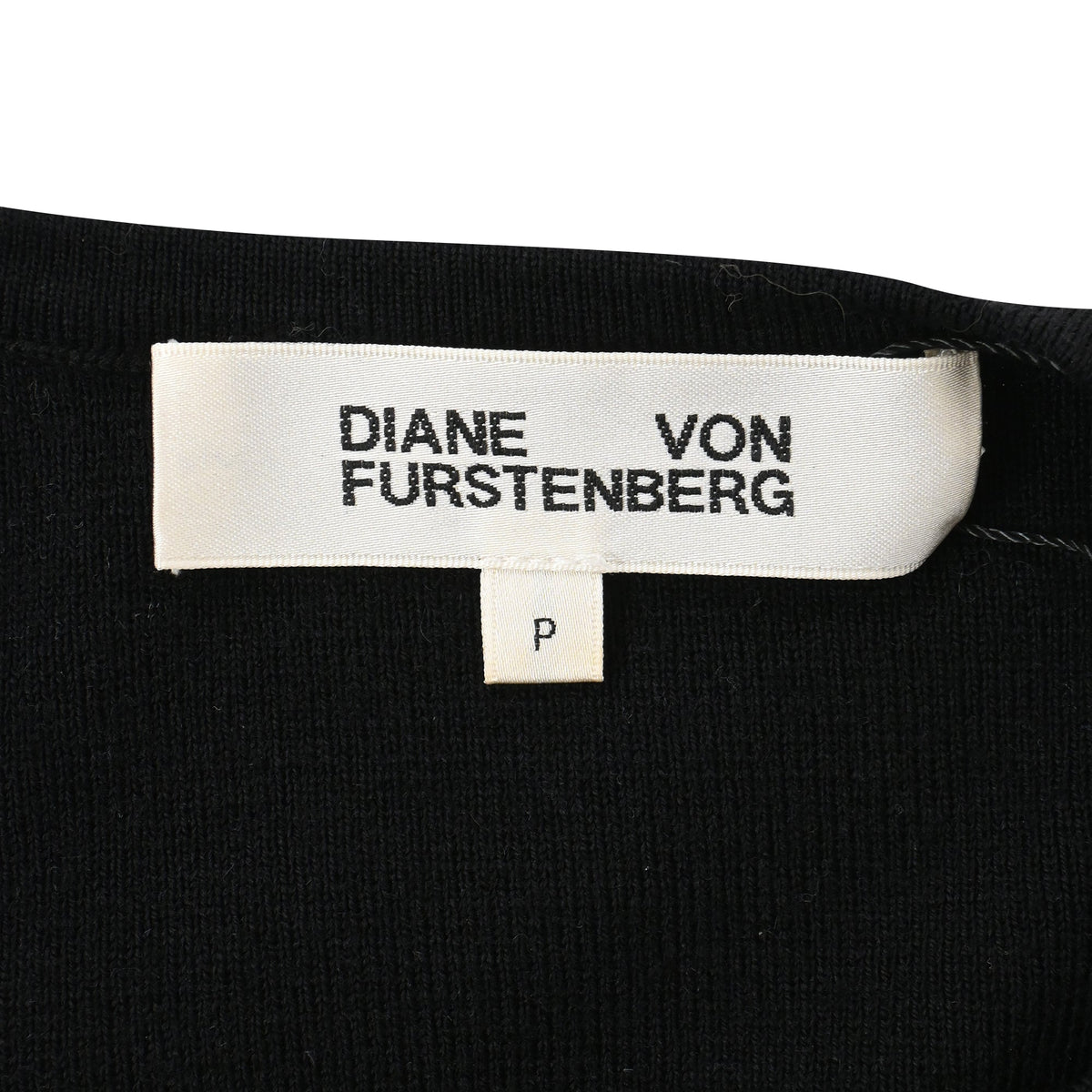 Suéter de lana color negro