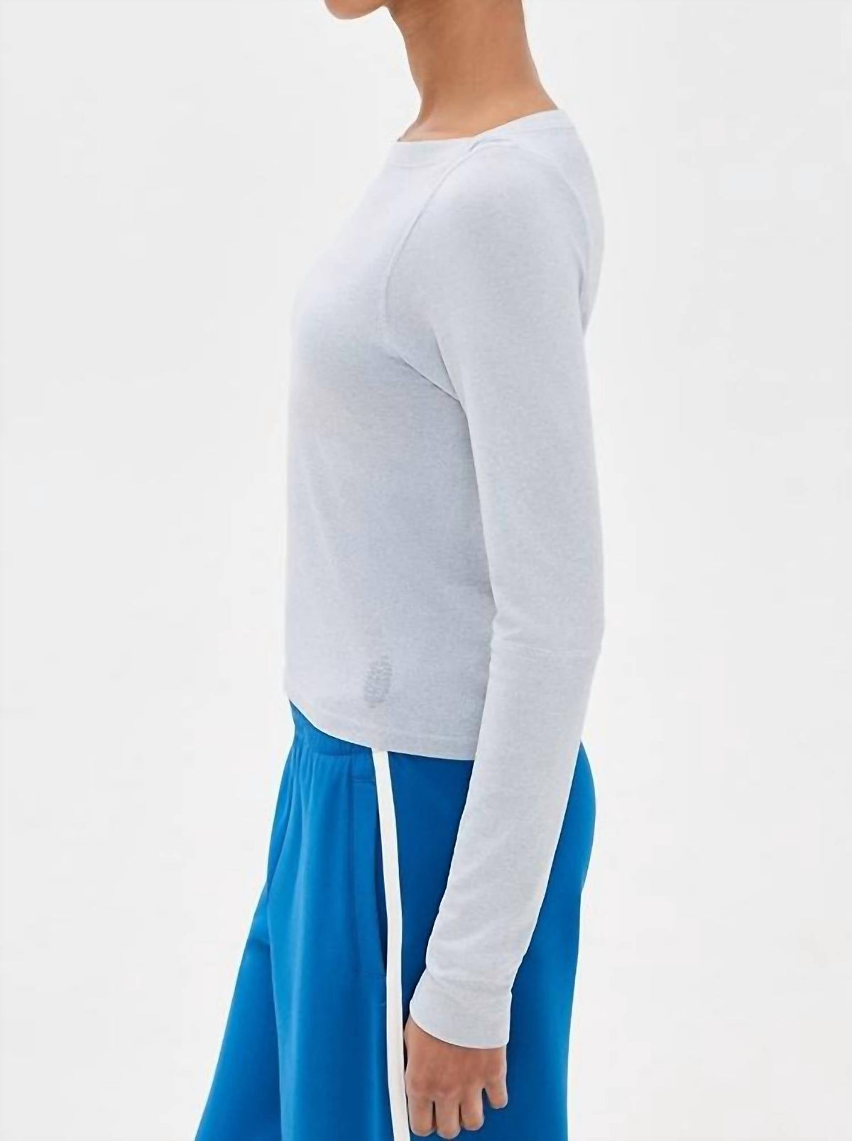 Top de manga larga color gris