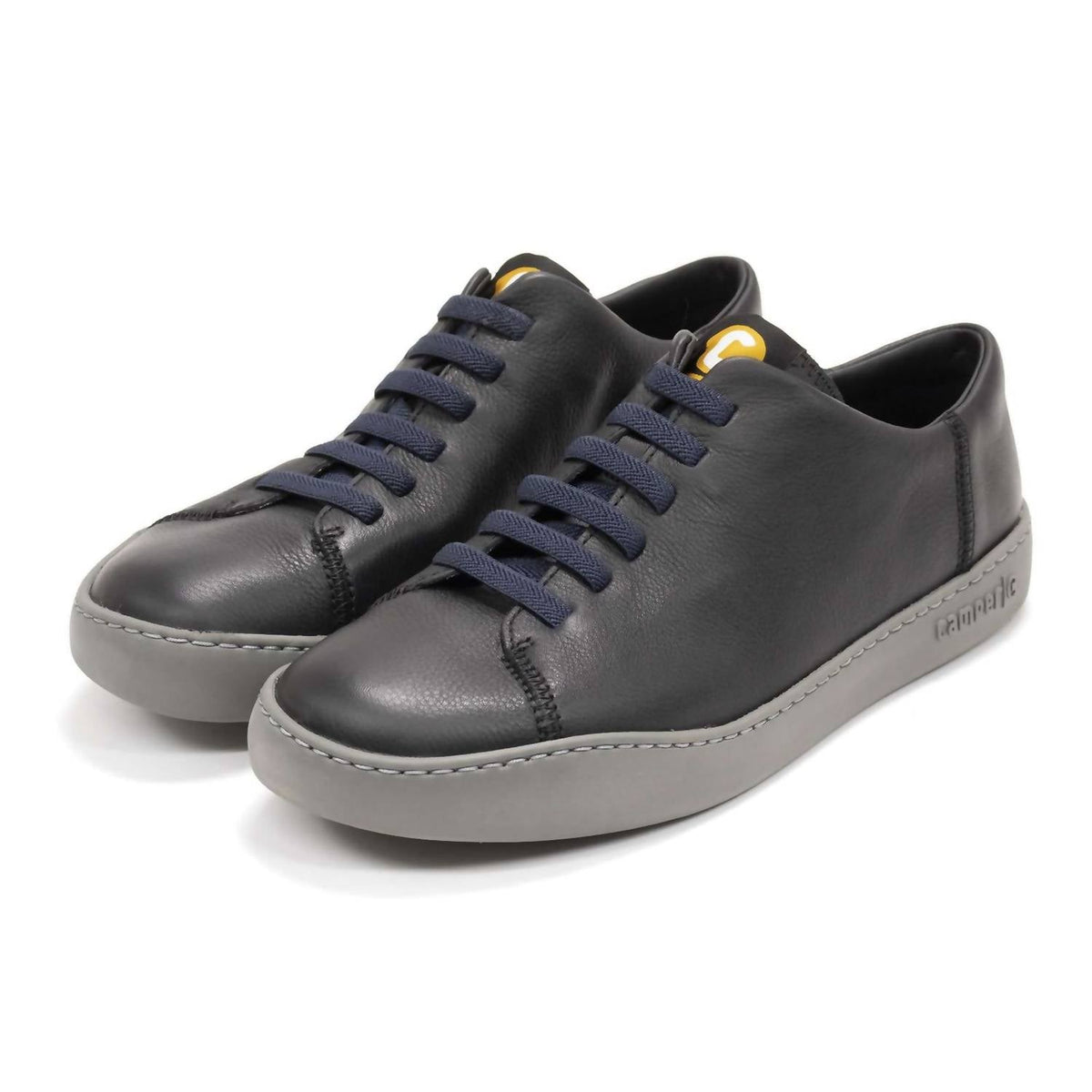 Tenis de hombre color negro