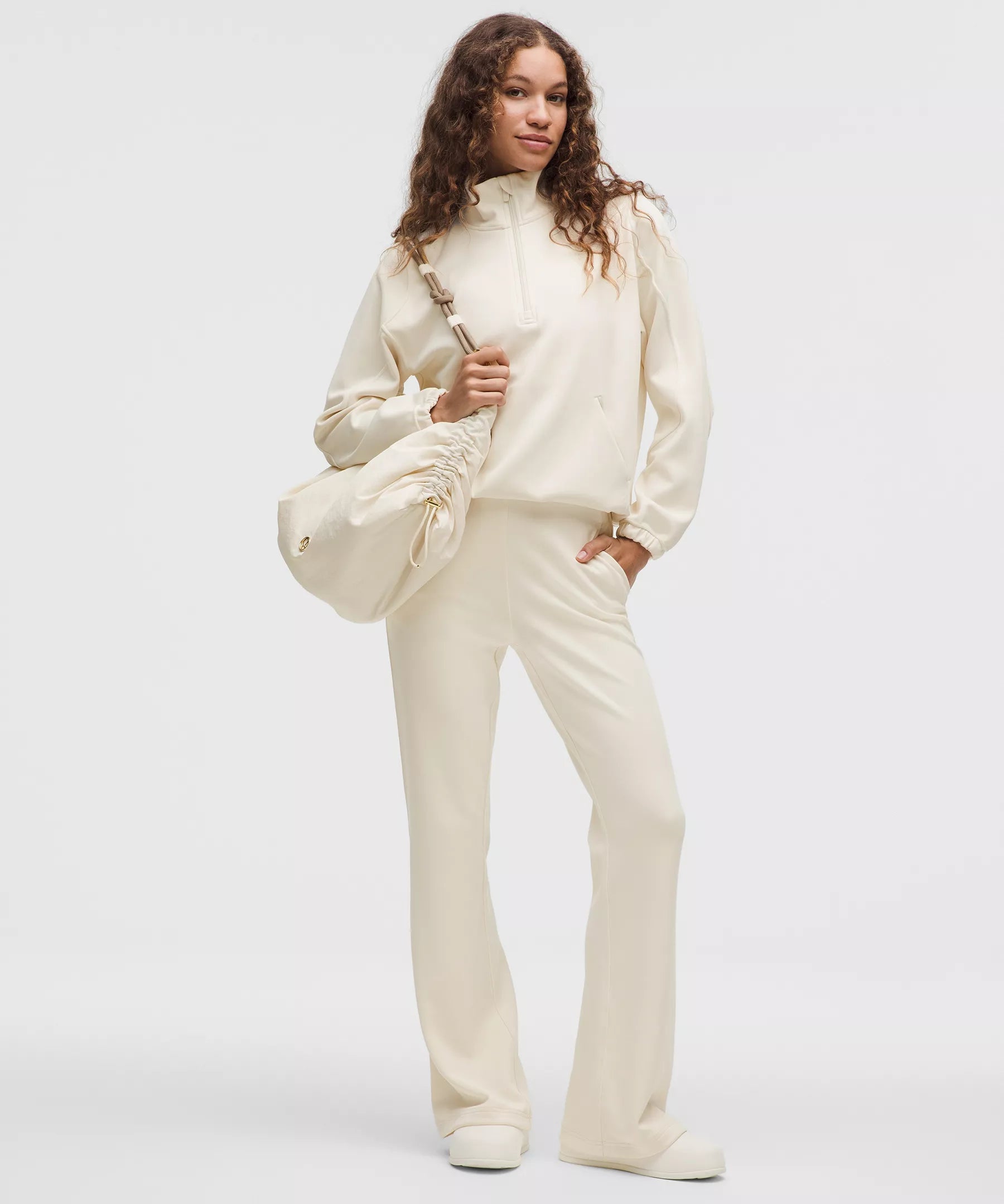 Pantalón de tiro medio