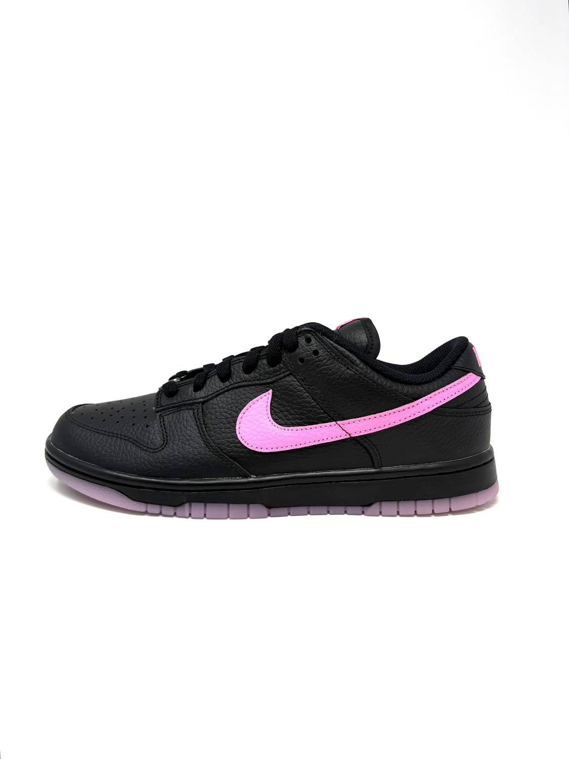 Tenis de mujer color negro y rosado