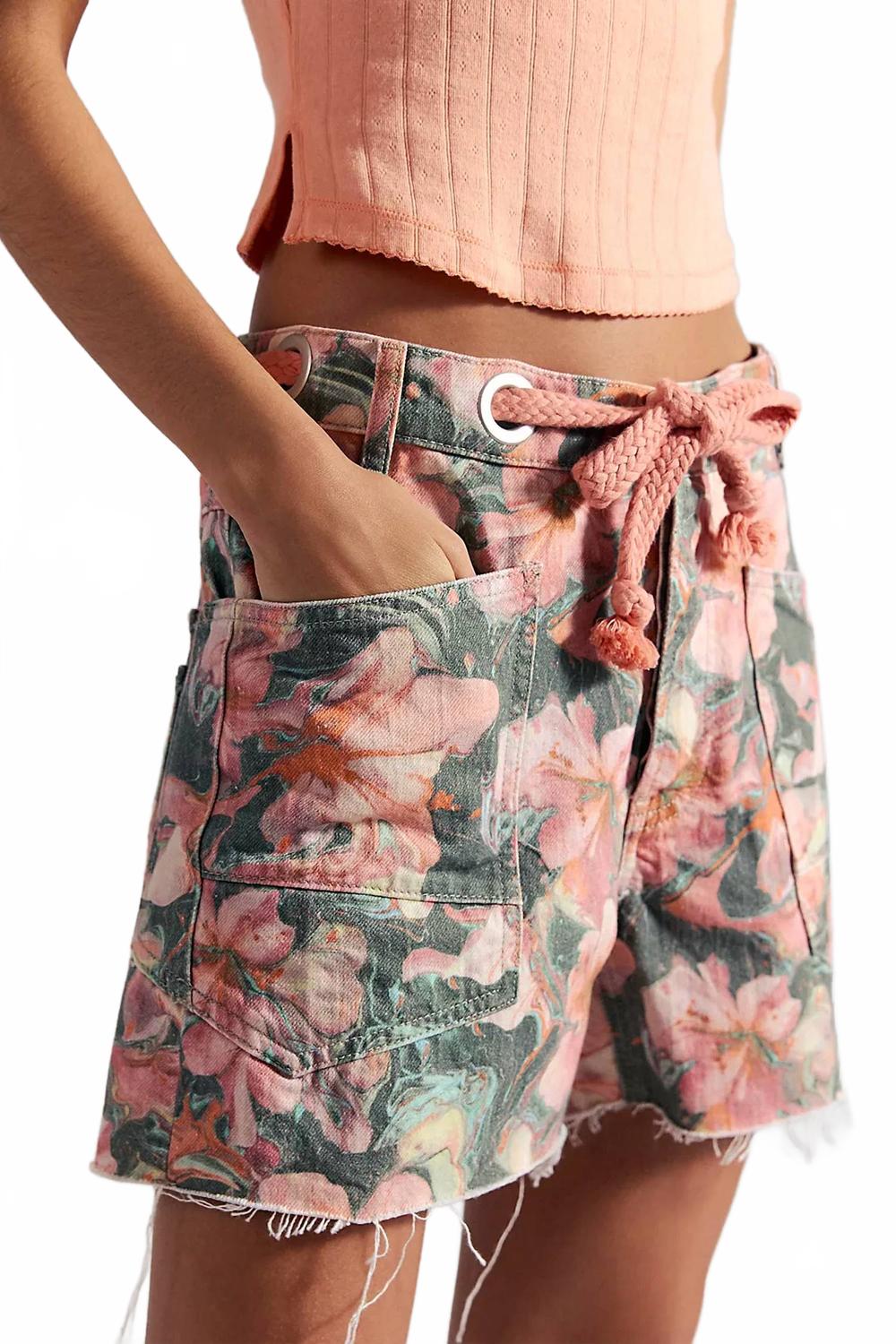 Short con estampado
