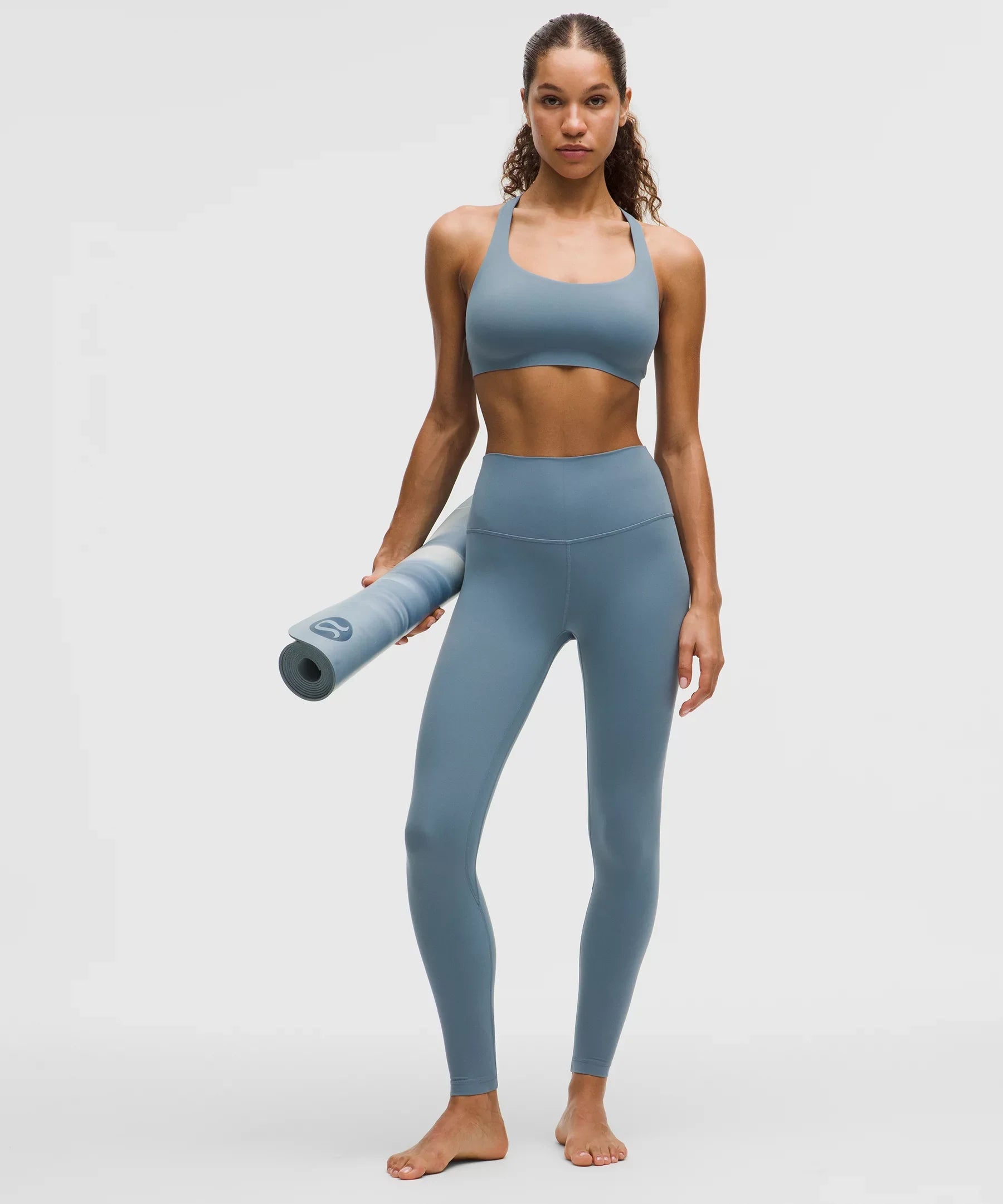 Pantalón de tiro alto