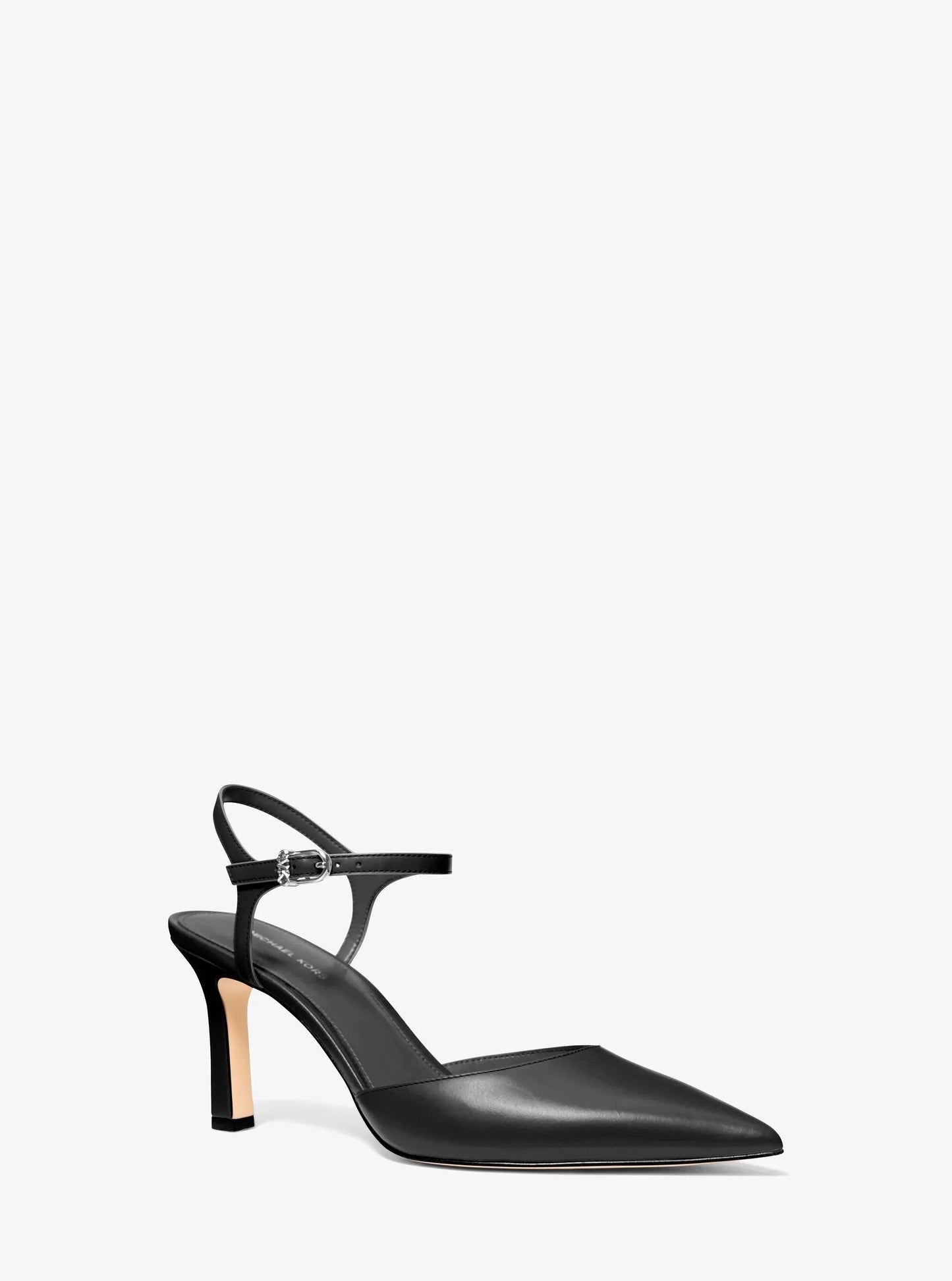 Tacones de cuero