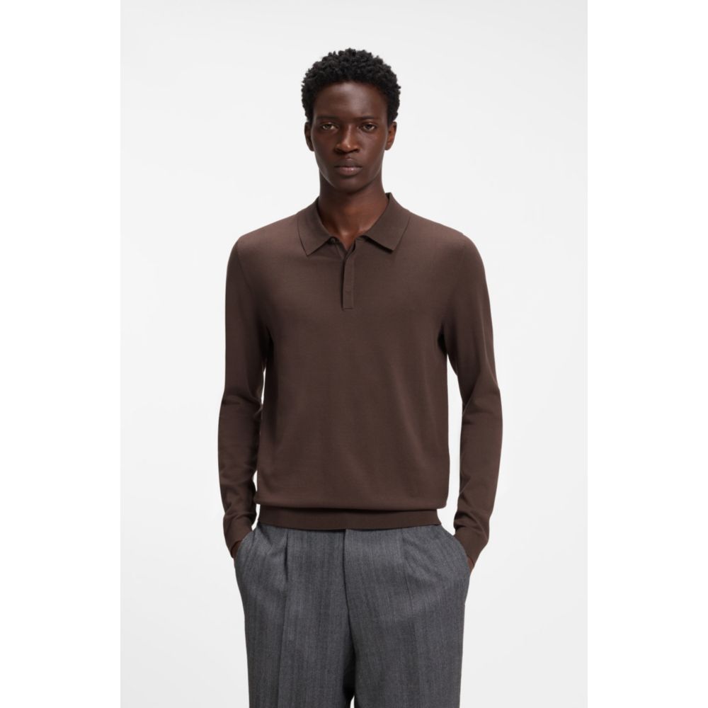 Polo de corte ajustado