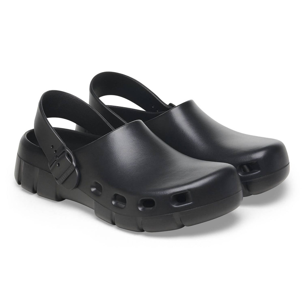 Zuecos de hombre color negro