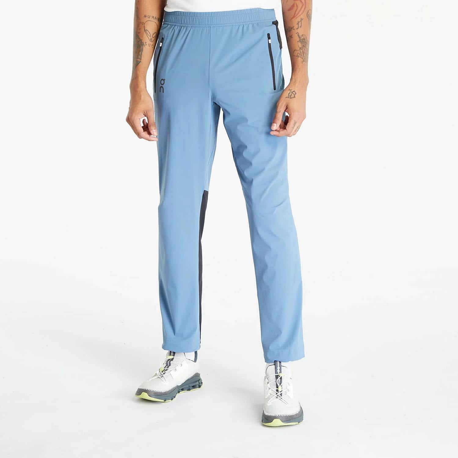 Pantalón deportivo de hombre color negro