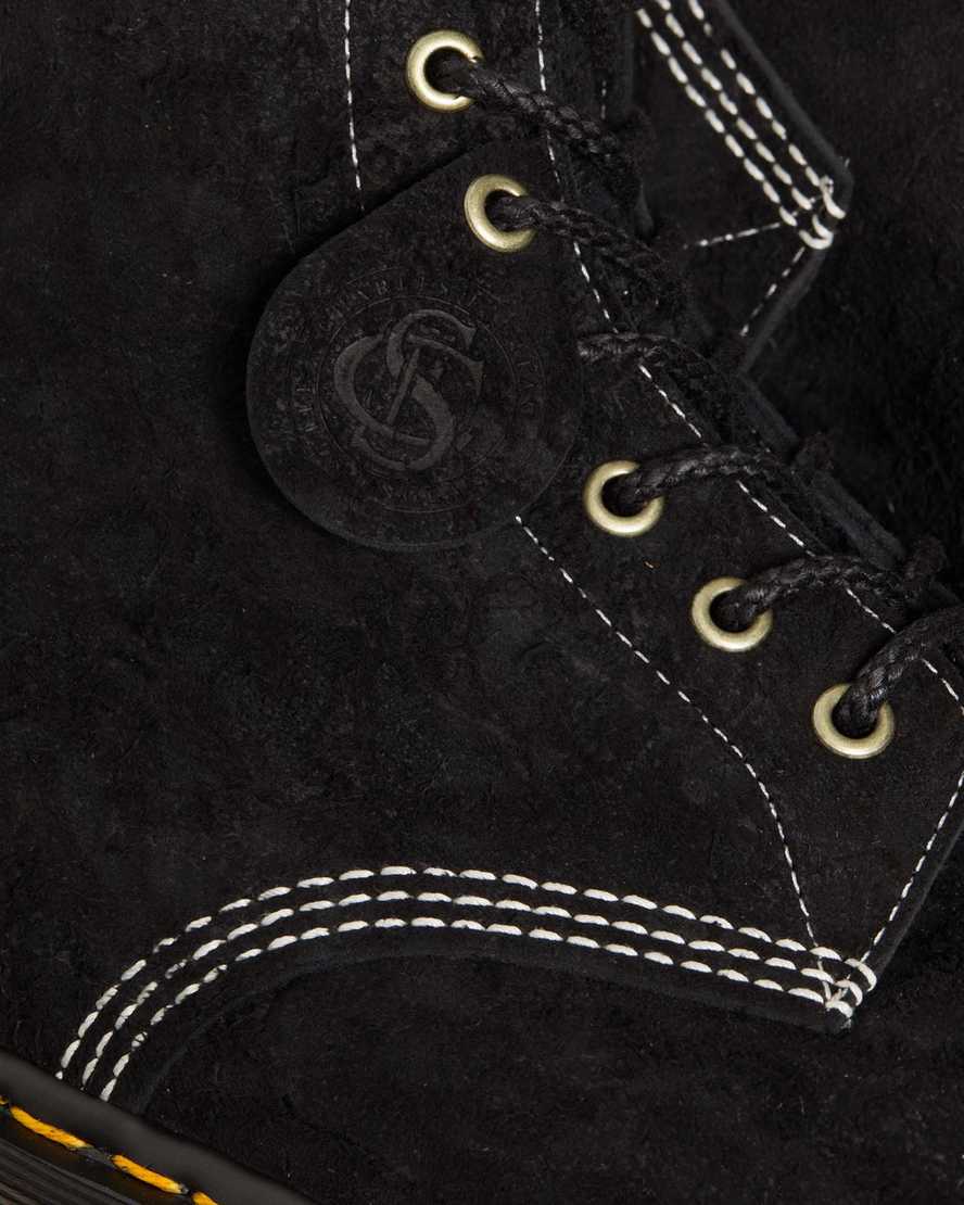 Botas de gamuza con cordones
