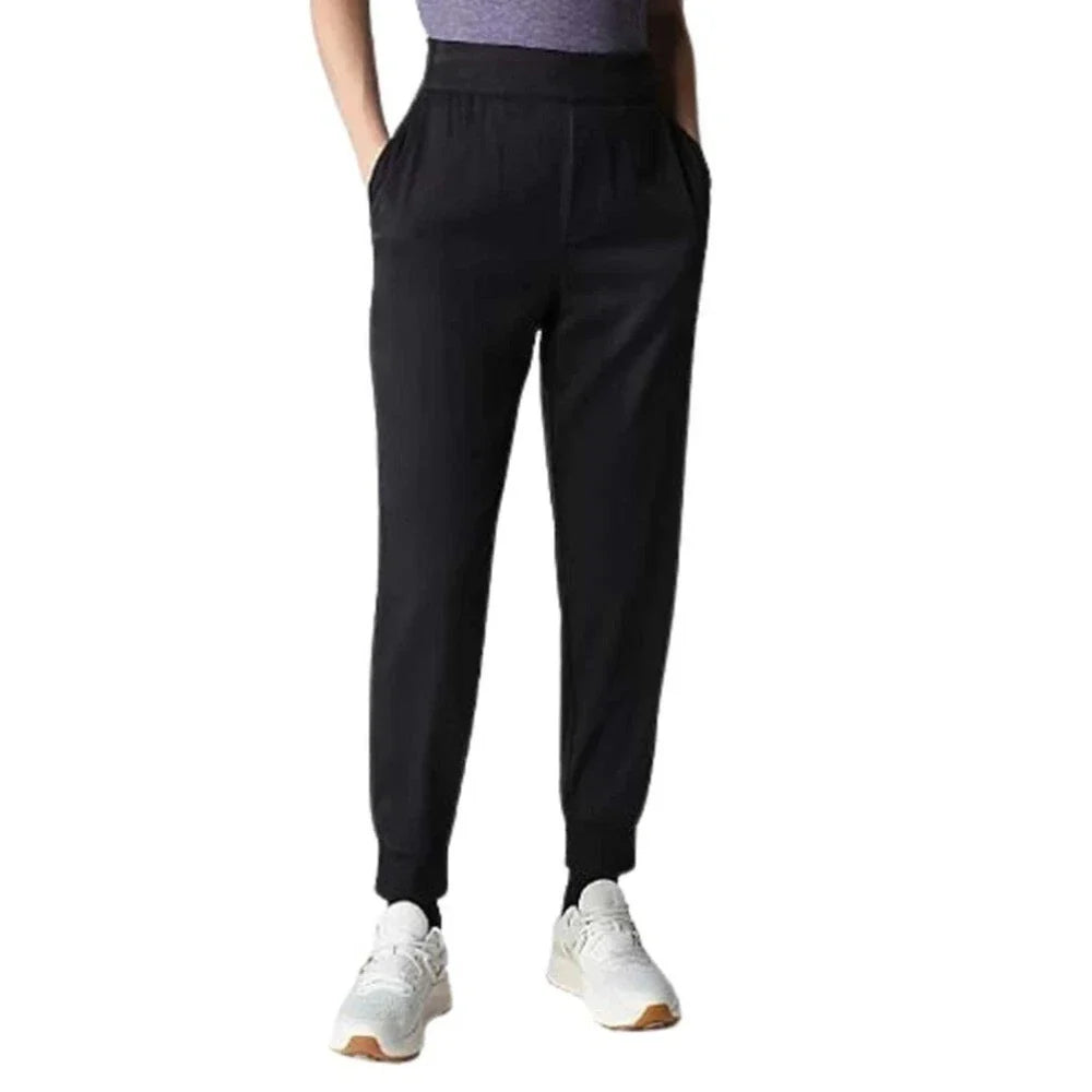 Pantalón deportivo de mujer color negro