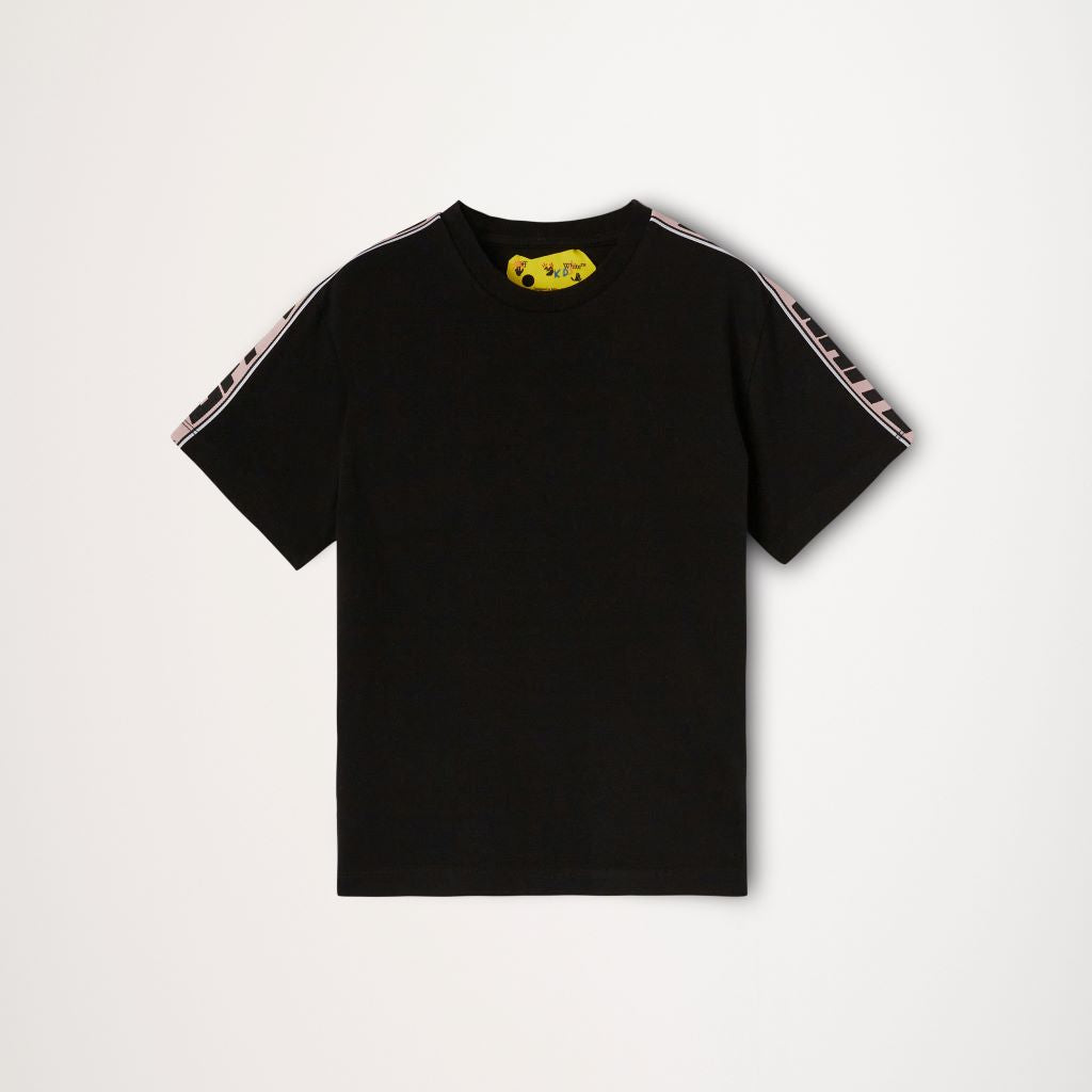 Camiseta color negro