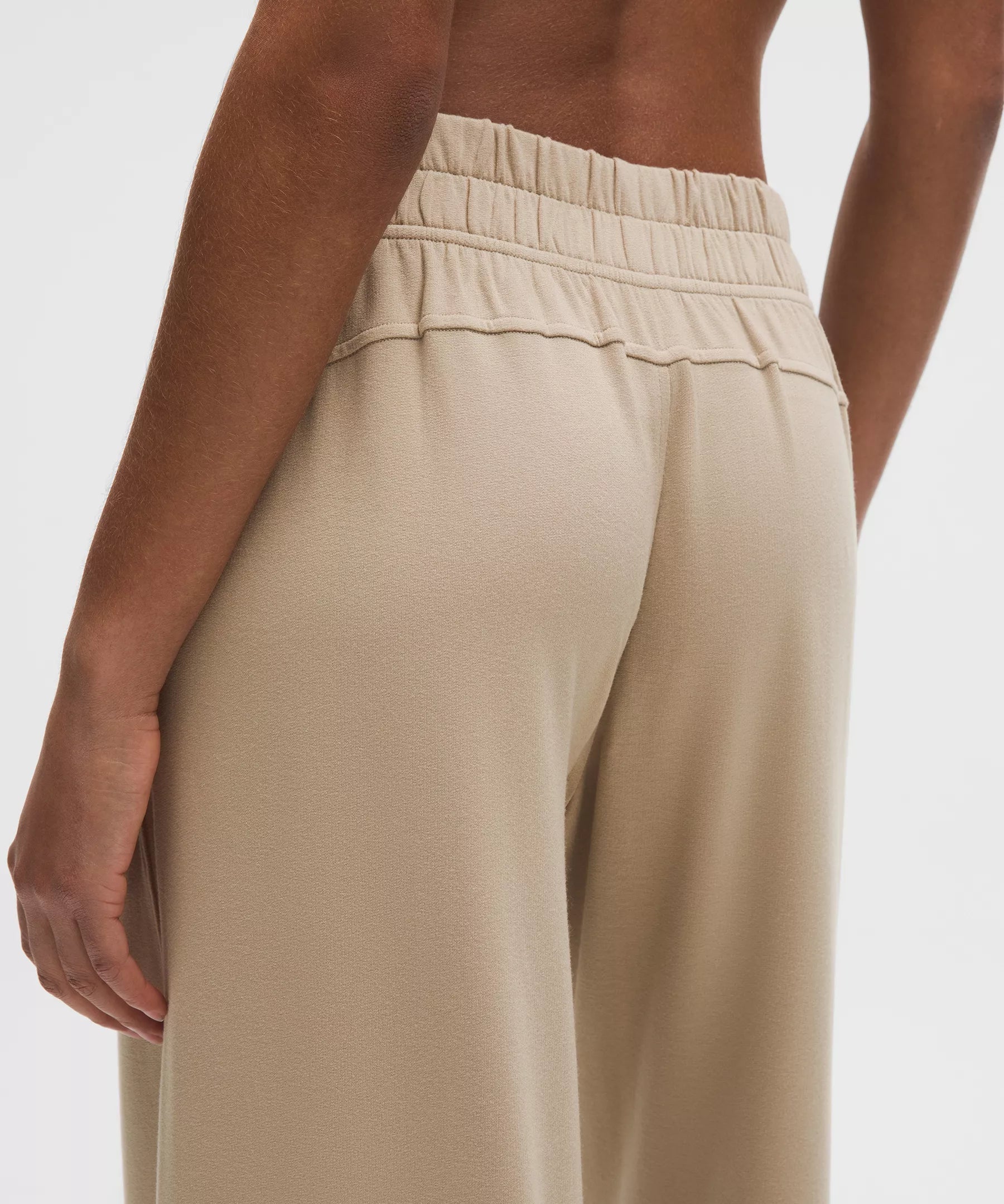 Pantalón de pierna ancha de tiro medio