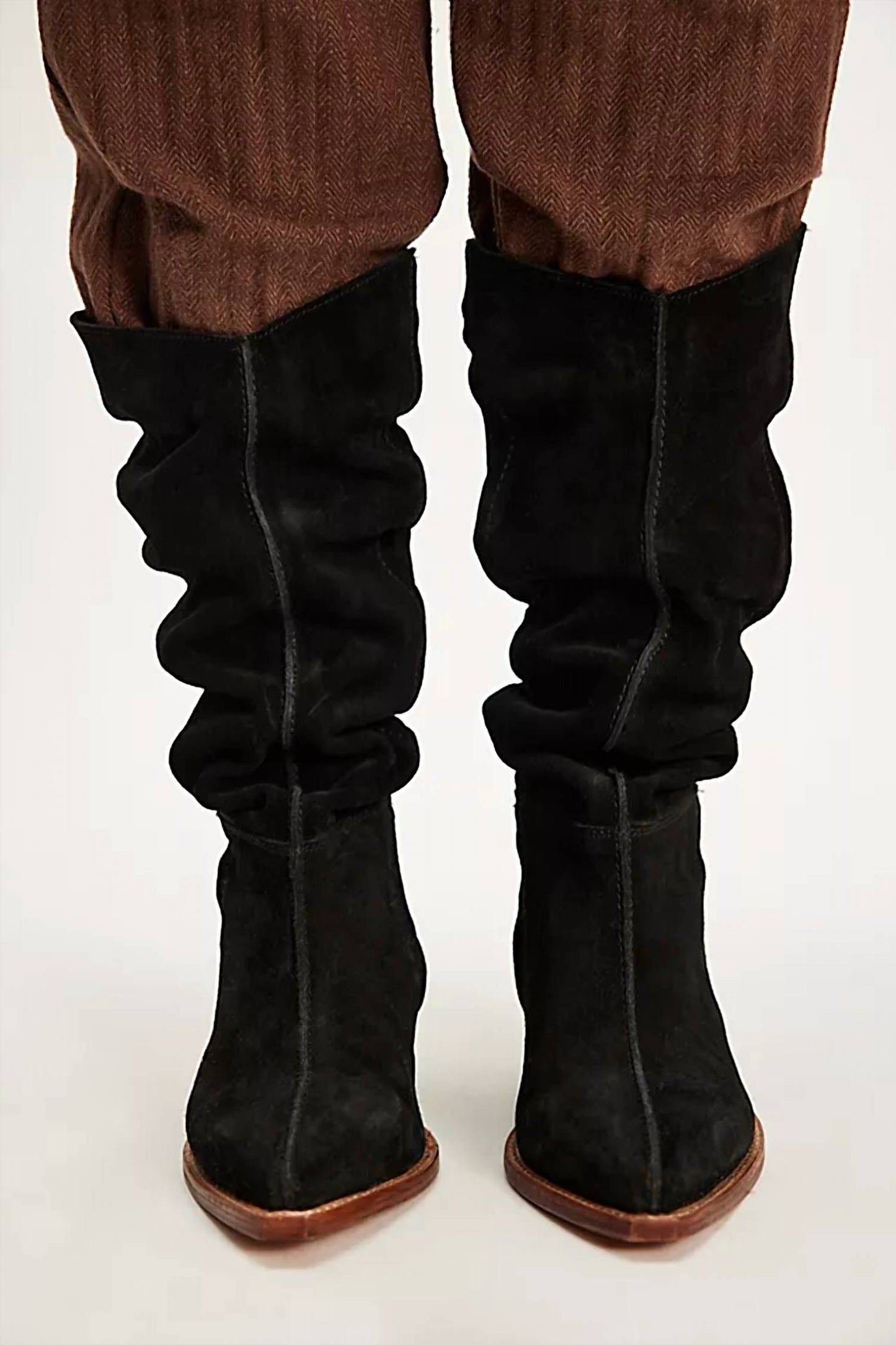 Botas de gamuza color negro