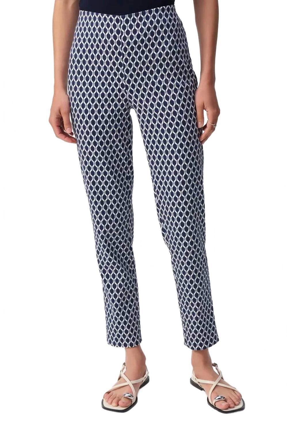 Pantalón de corte ajustado color blanco y azul