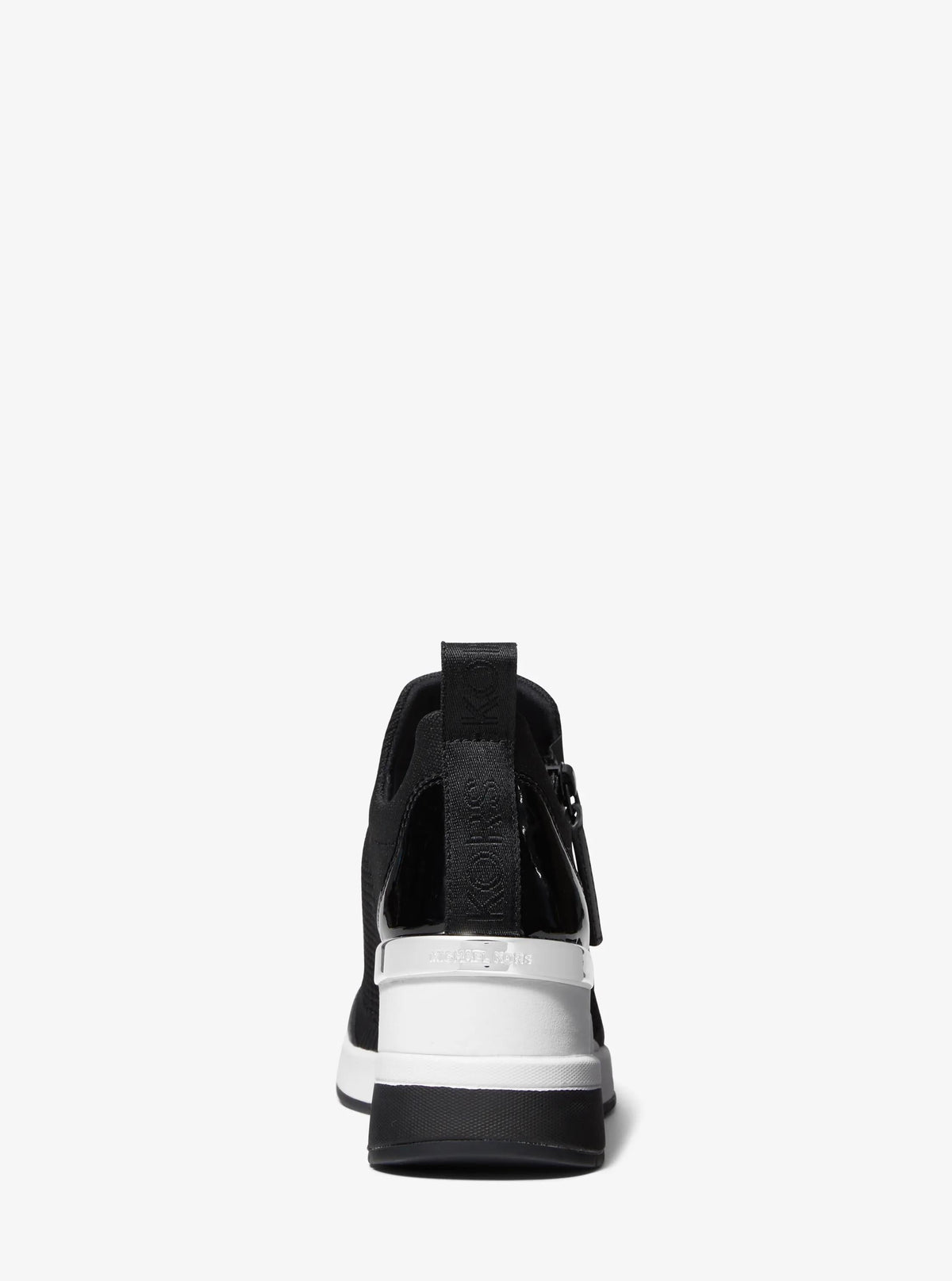 Tenis