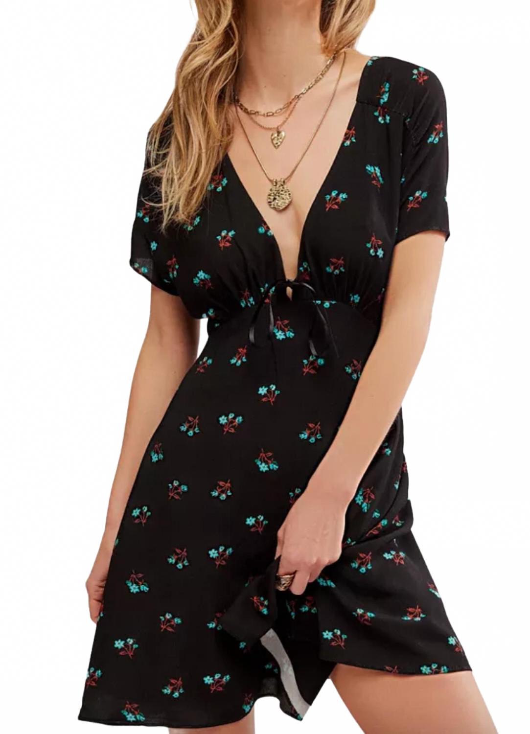 Vestido corto color negro