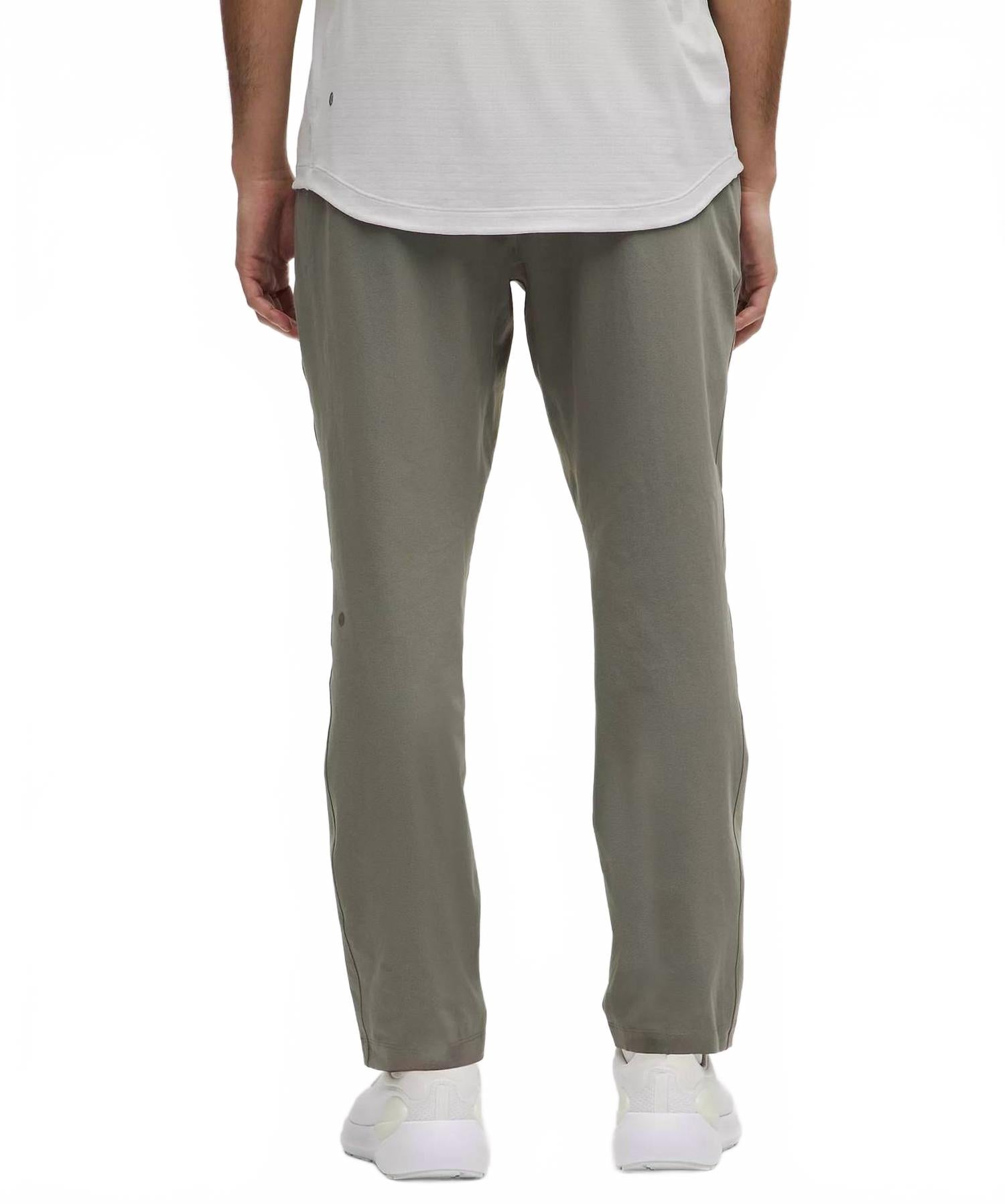 Pantalón de corte ajustado color gris
