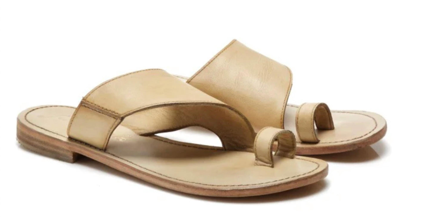 Sandalias de mujer de cuero