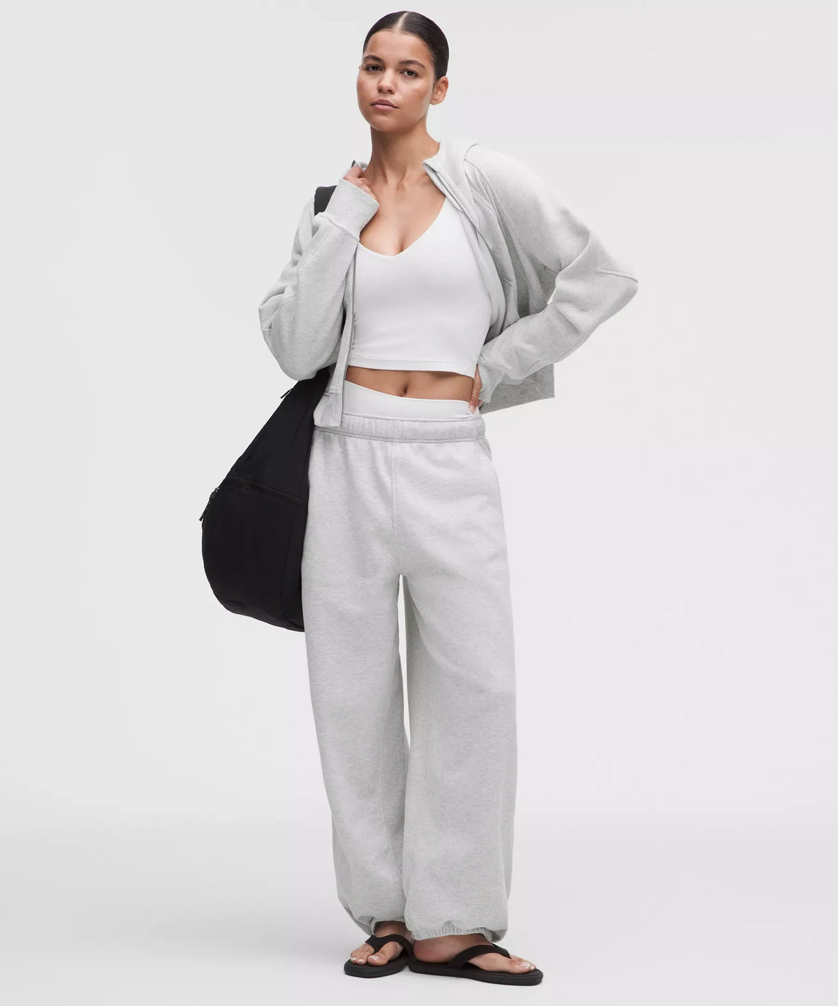 Pantalón deportivo de corte amplio