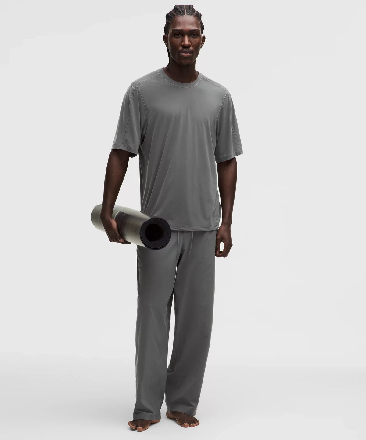 Pantalón de corte amplio