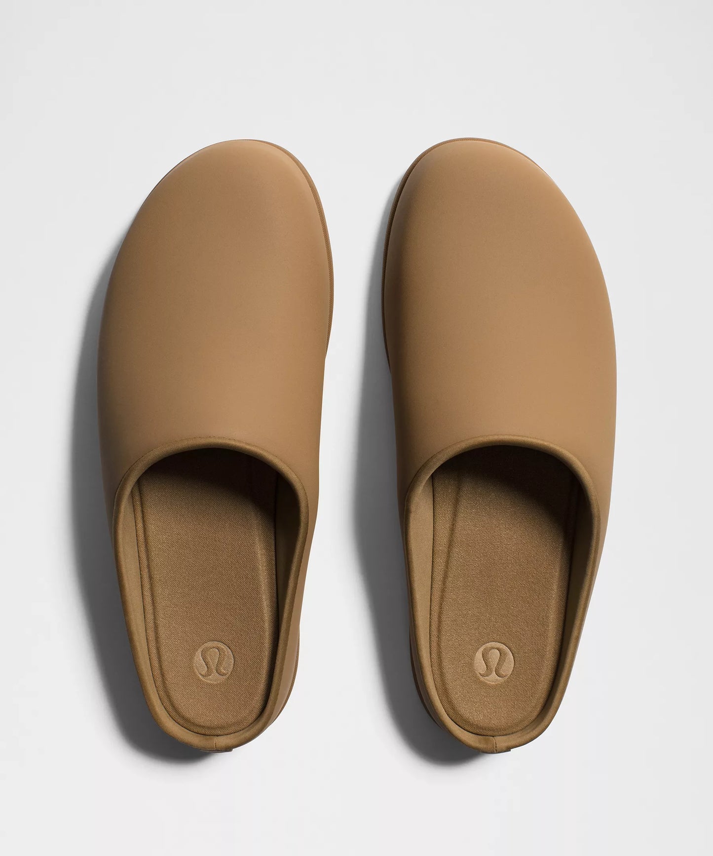 Zapatos destalonados de hombre