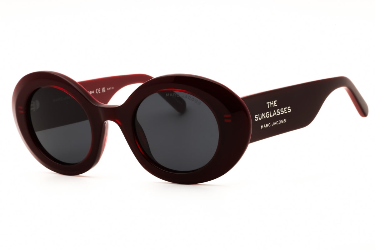 Gafas color gris y vinotinto