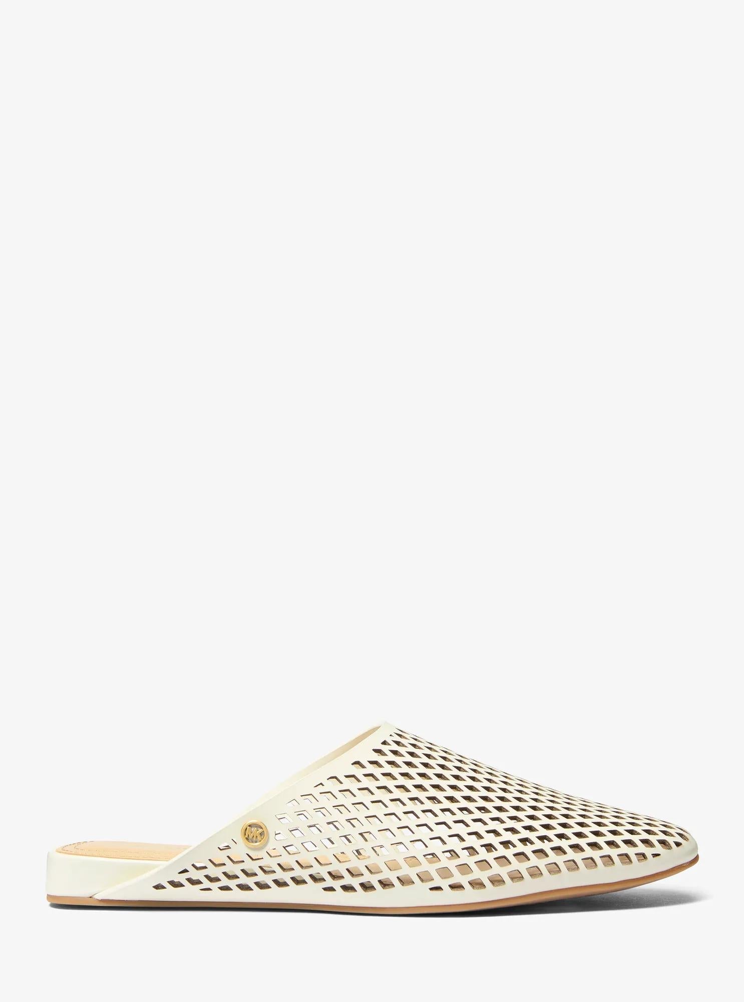 Zapatos destalonados de cuero
