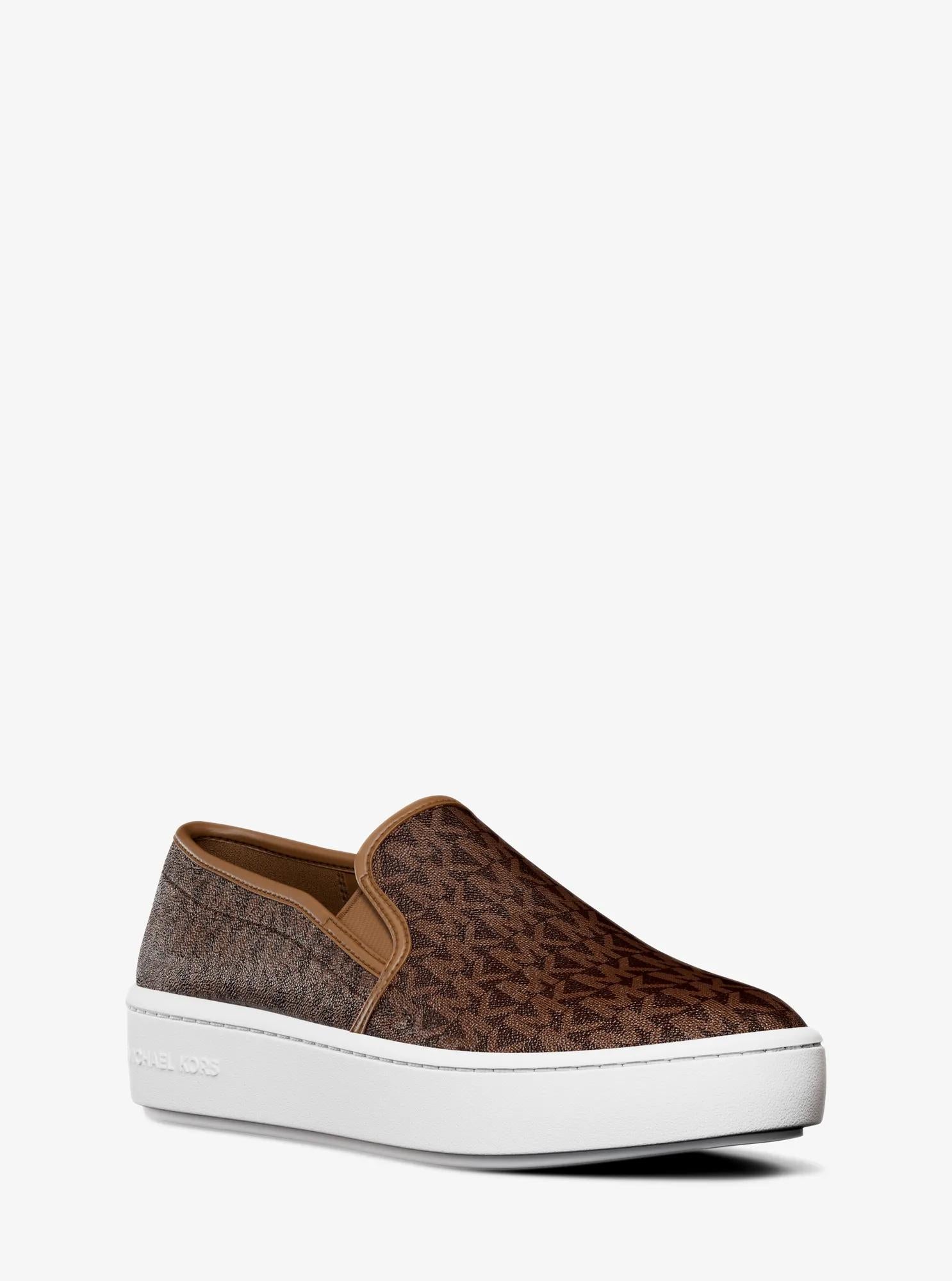 Tenis sin cordones