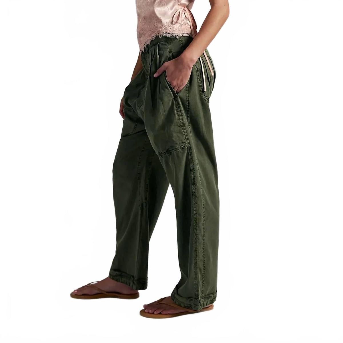 Pantalón de tiro bajo color verde