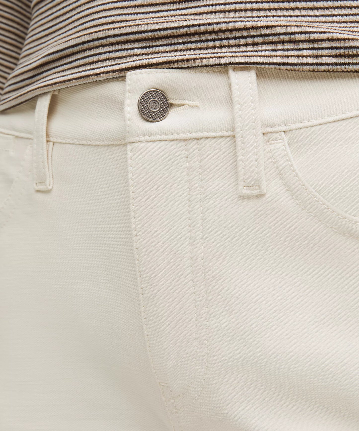 Pantalón de tiro medio
