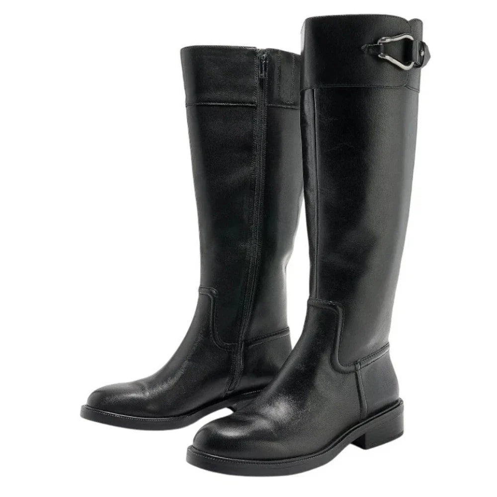 Botas de mujer de cuero color negro