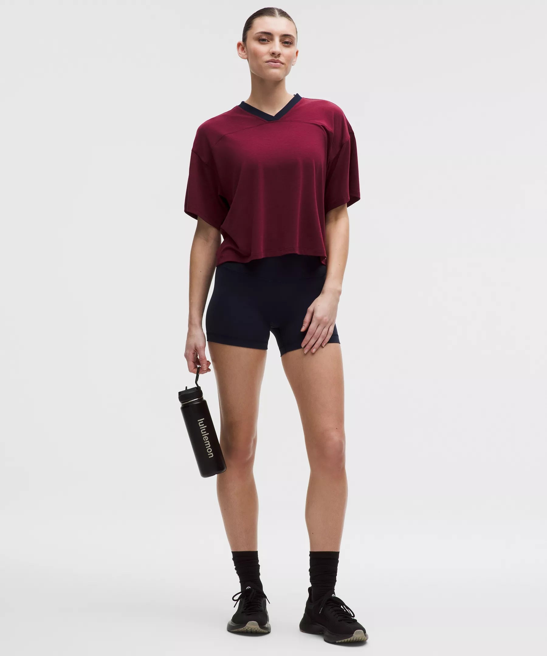 Camiseta con cuello en V