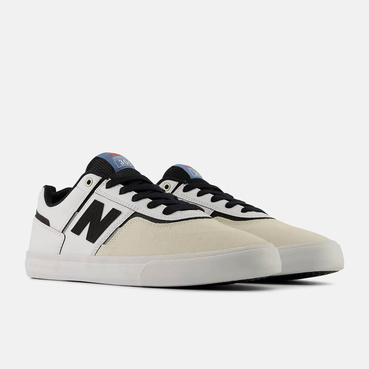 Tenis de hombre color negro y blanco