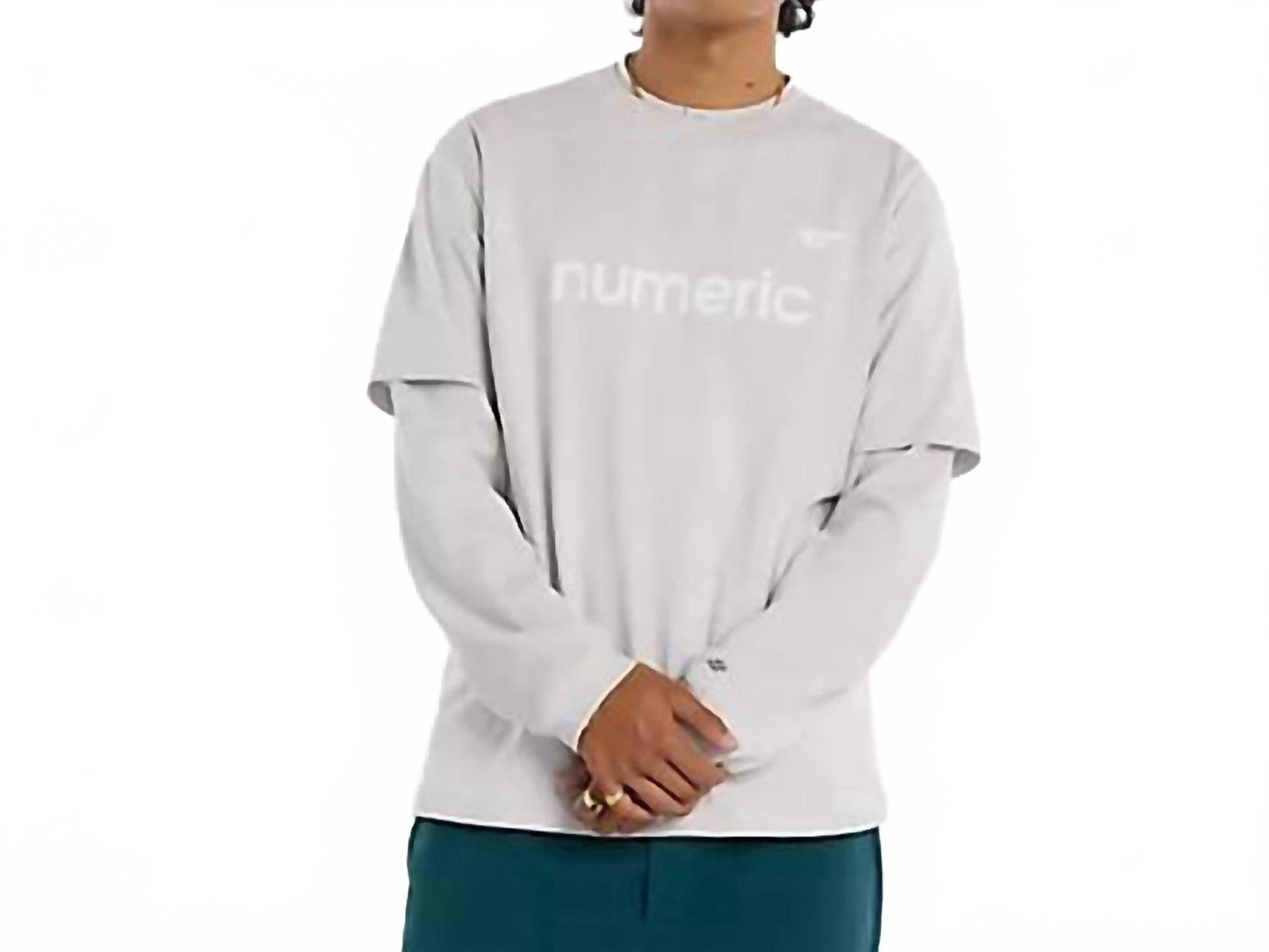 Camiseta color gris
