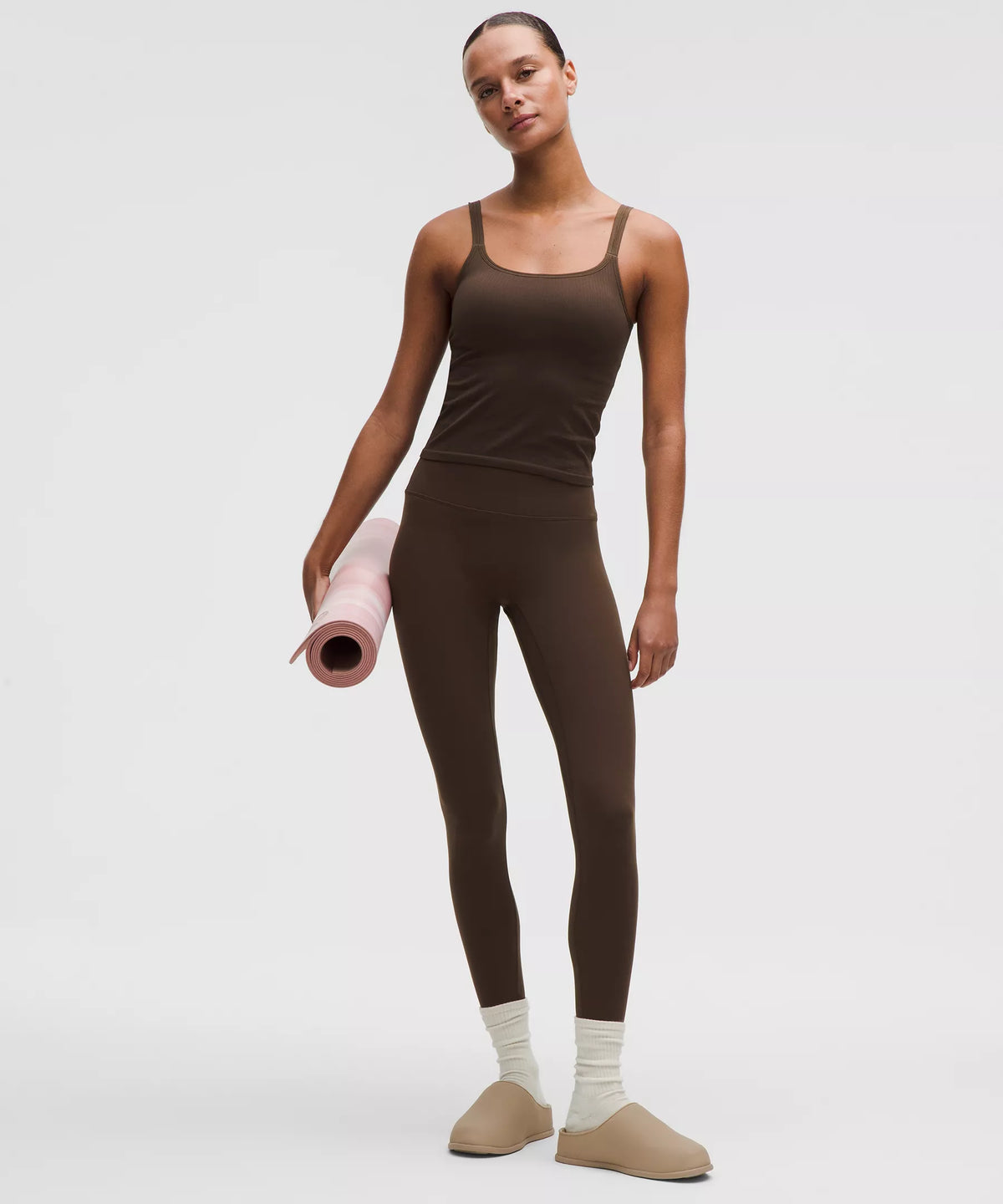 Pantalón de tiro alto