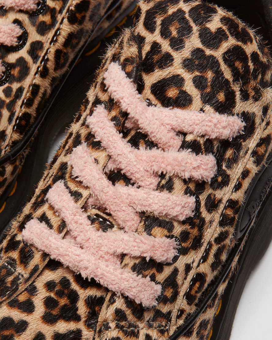 Zapatos con estampado animal