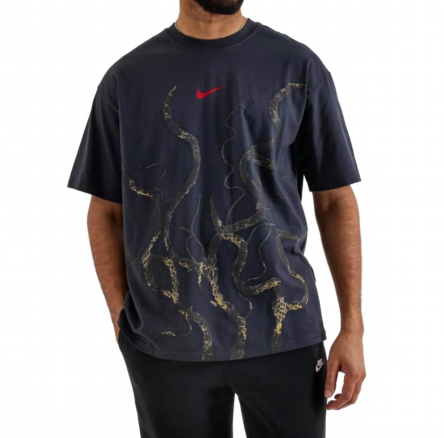 Camiseta color negro
