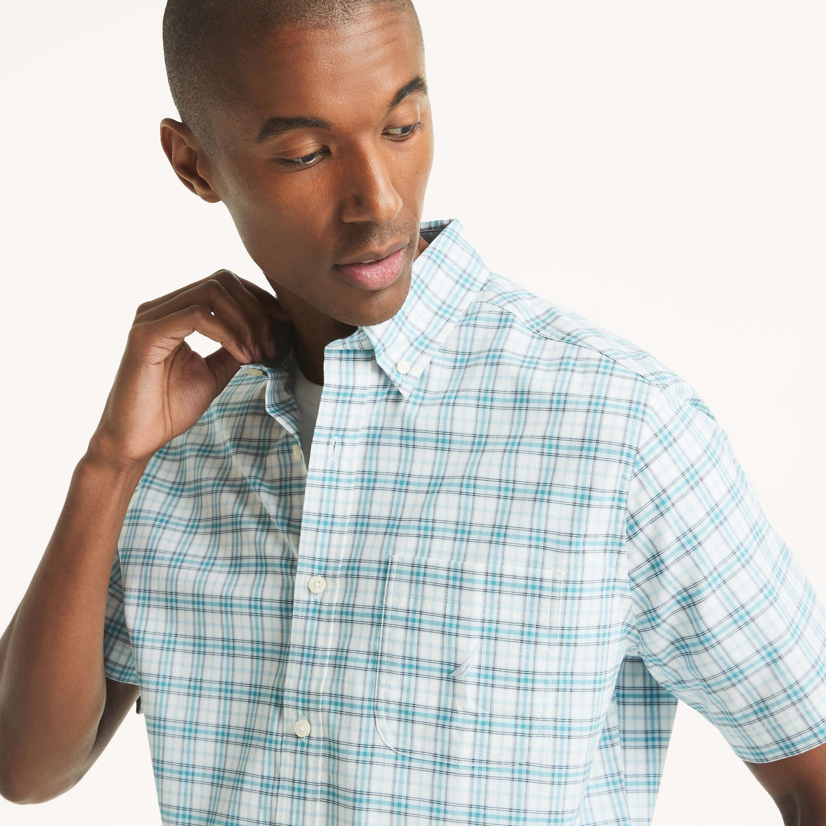 Camisa de hombre de manga corta a cuadros