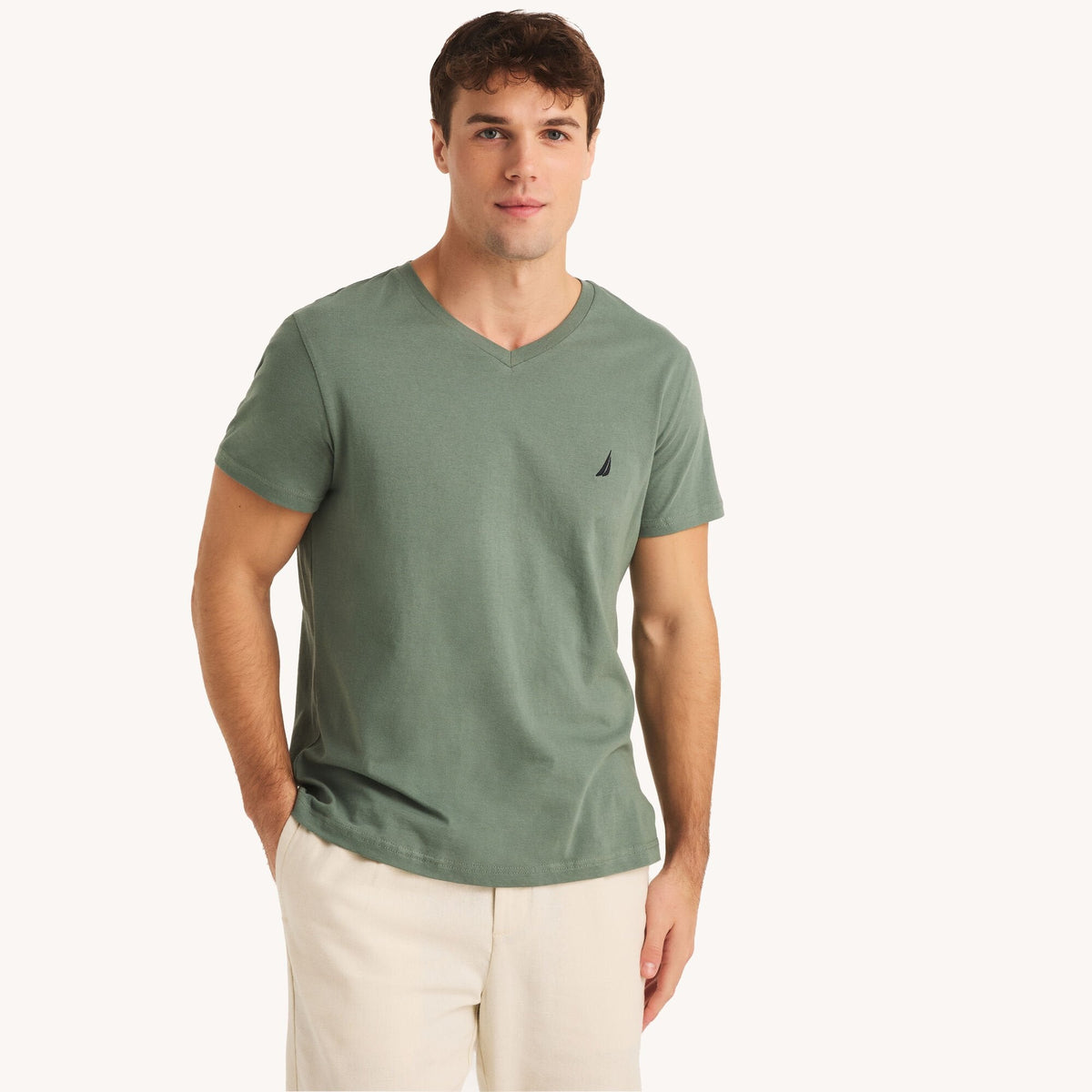 Camiseta de hombre de algodón con cuello en V