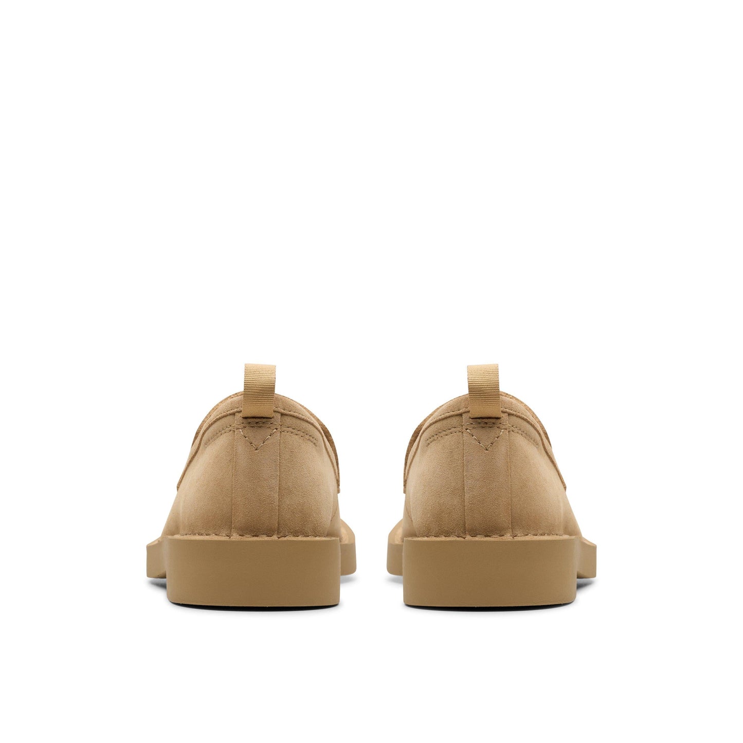 Calzado de gamuza color beige