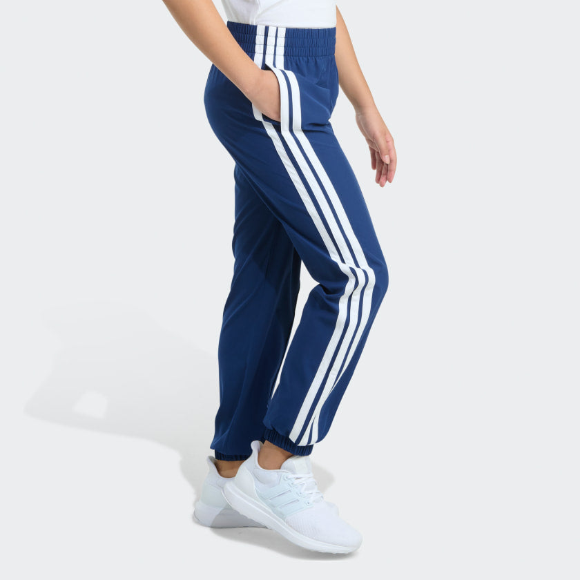 Pantalón infantil a rayas