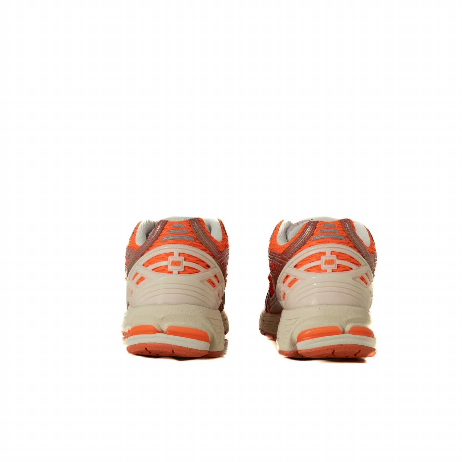 Tenis unisex color rosado y naranja